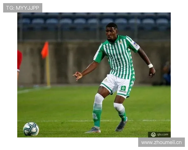 罗贝托右路多功能属性持续提升,攻防表现稳健 罗贝托右路多功能属性持续提升,攻防表现稳健