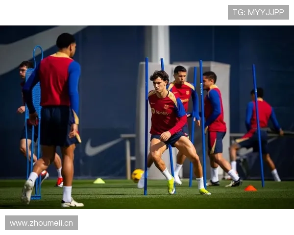 巴萨重建方向看似明确,实际仍面临摇摆与不确定性 巴萨重建方向看似明确,实际仍面临摇摆与不确定性